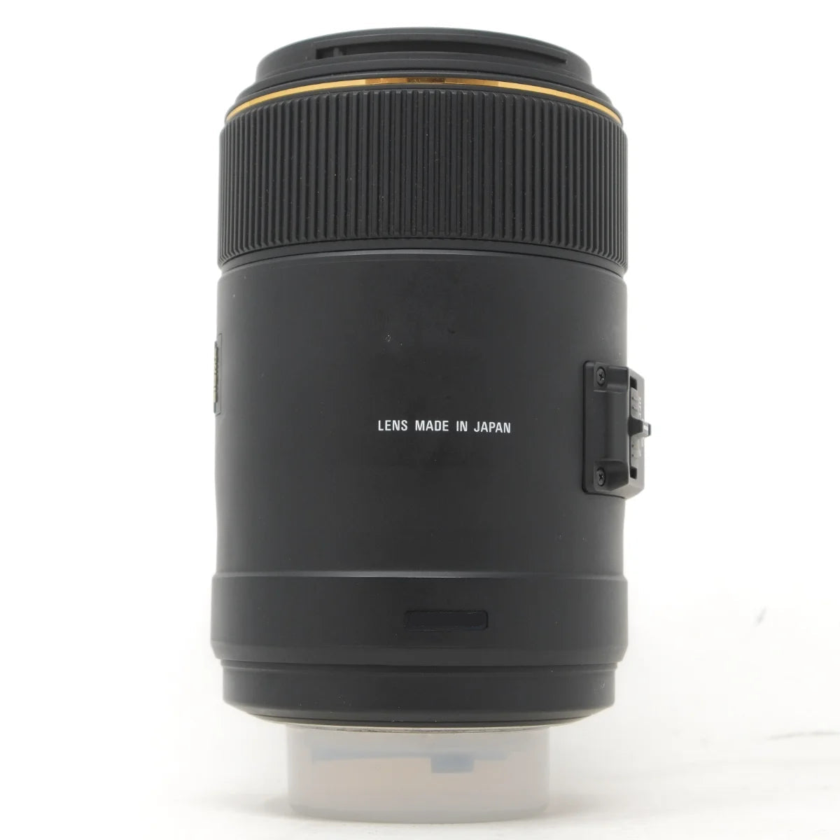 Used Sigma 105mm F2.8 DG Macro HSM Lens in Nikon F - side angle 