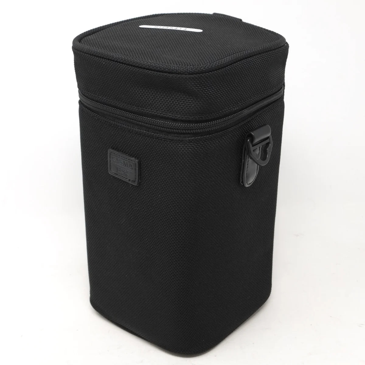 Used Sigma 70-200mm F2.8 APO DG Macro HSM lens in Nikon F Mount - case