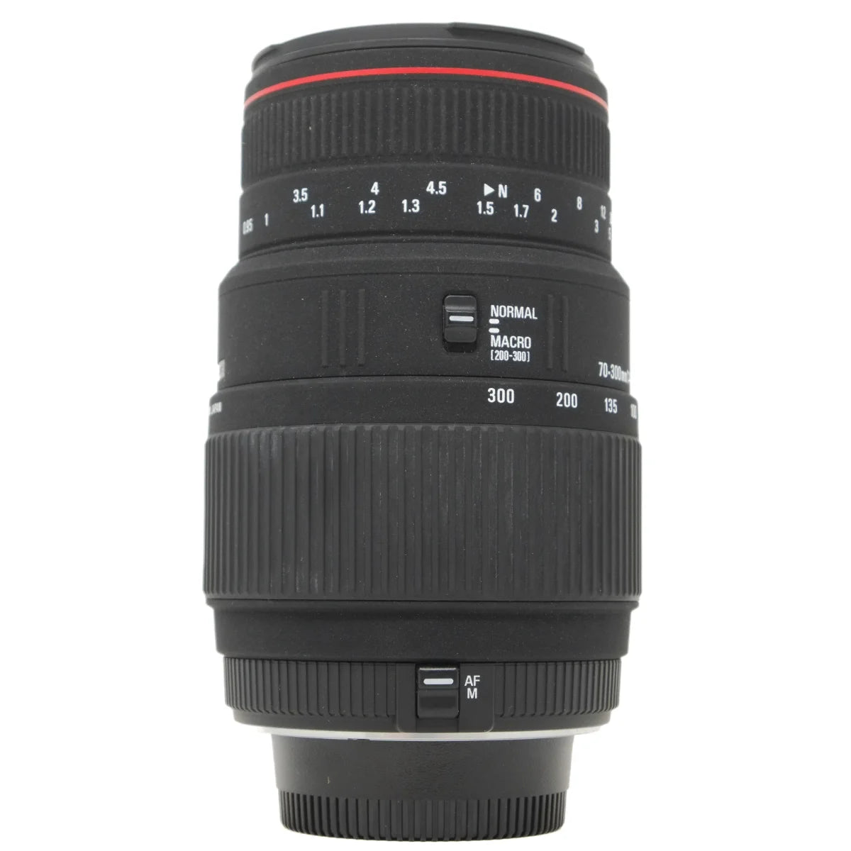 Used Sigma DG 70-300mm F4-5.6 APO DG HSM lens in Nikon F mount - side angle 