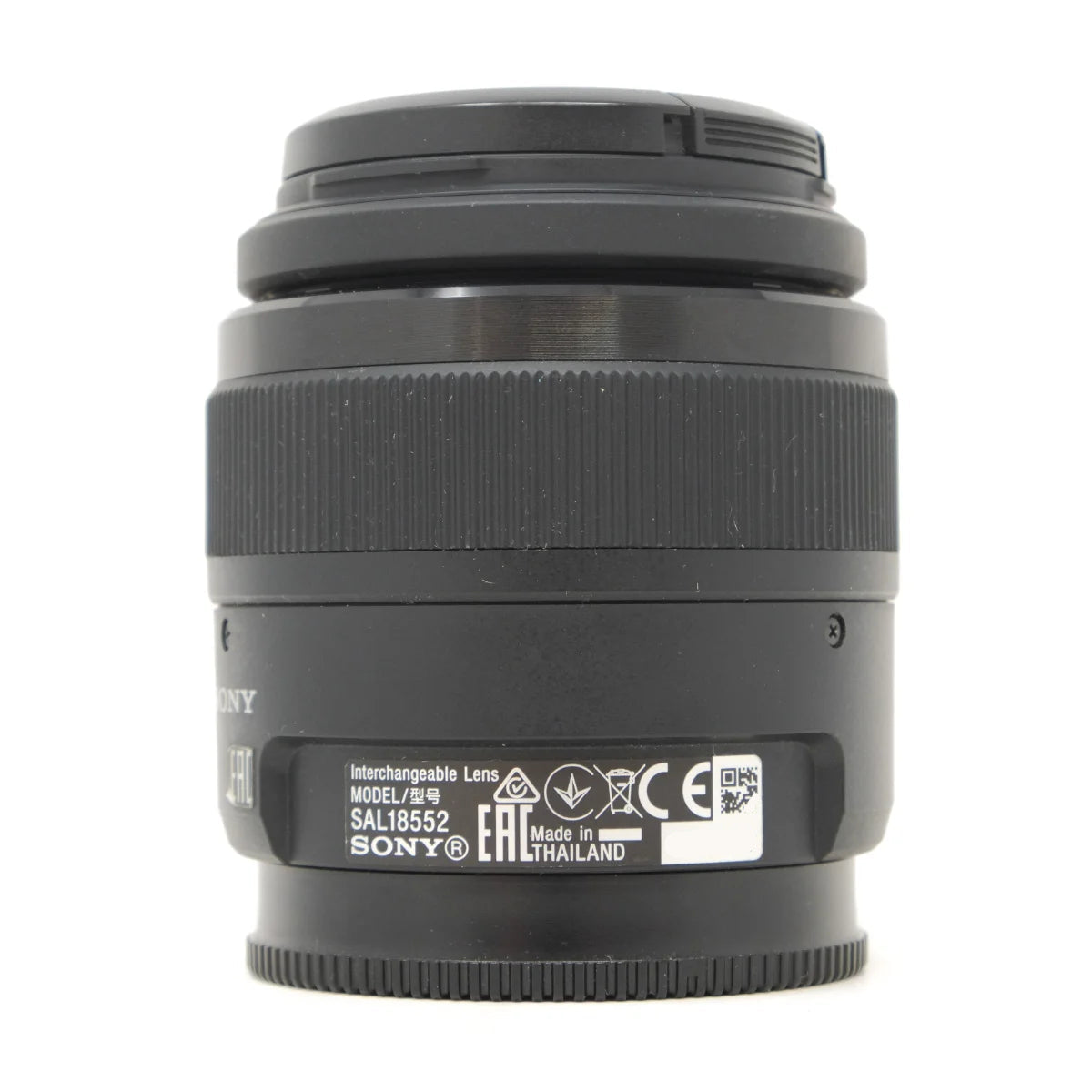 Used Sony DT 18-55mm F3.5-5.6 SAM II Lens in Sony A Mount - side angle 