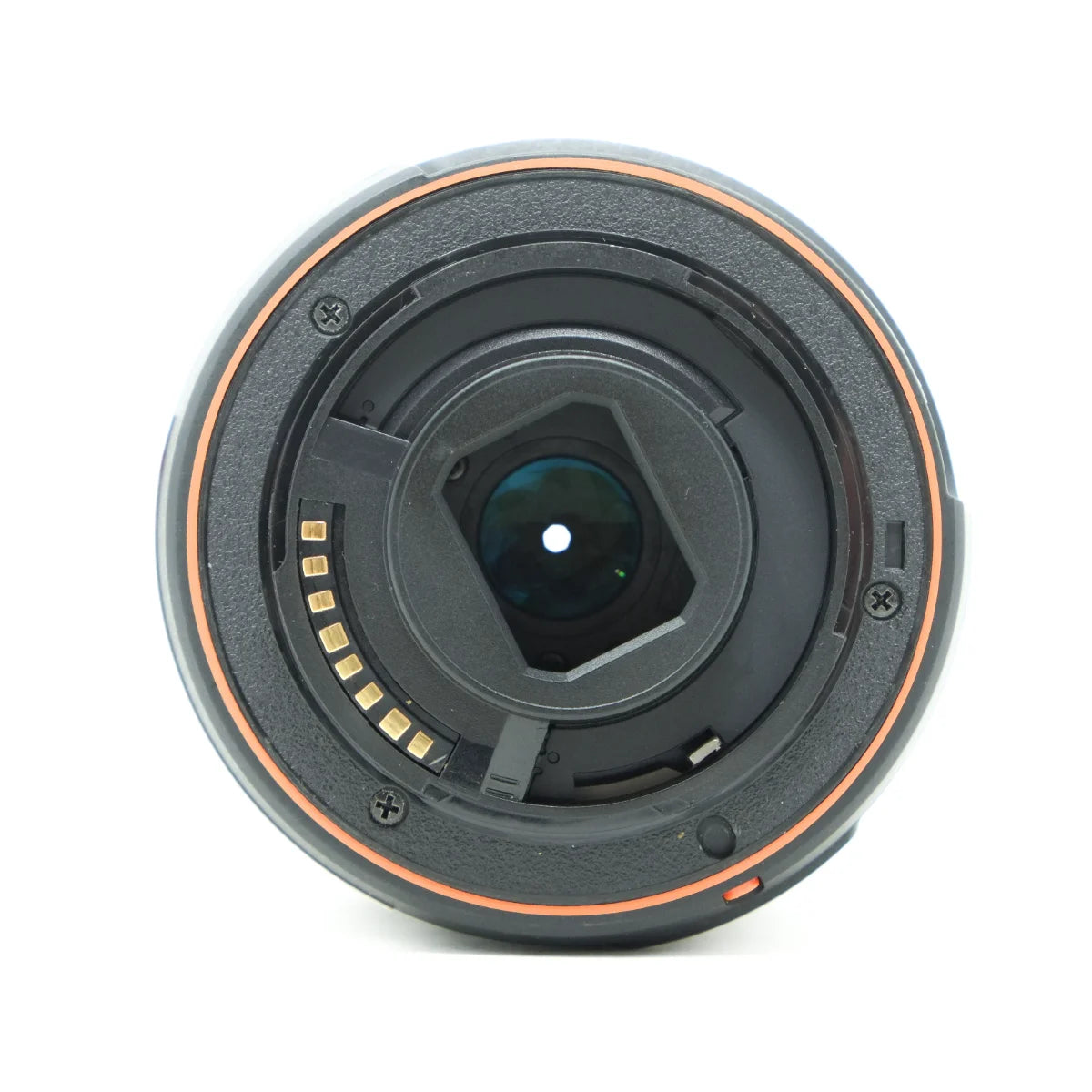 Used Sony DT 18-55mm F3.5-5.6 SAM II Lens in Sony A Mount - bottom angle 