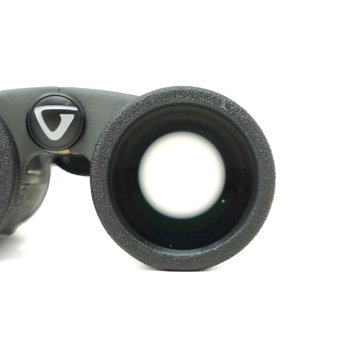 Used Vanguard Endeavor ED IV 10x42 Binoculars - front angle 