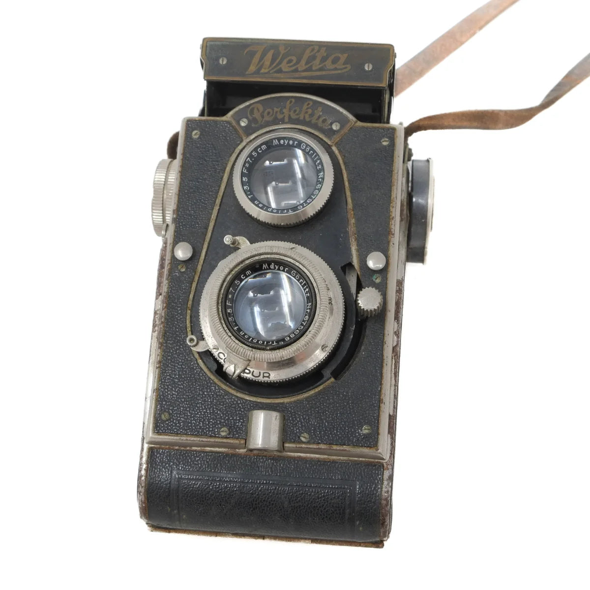 Used Welta Perfekta TLR with Trioplan 7.5cm f3.5 lens Rare - front angle 