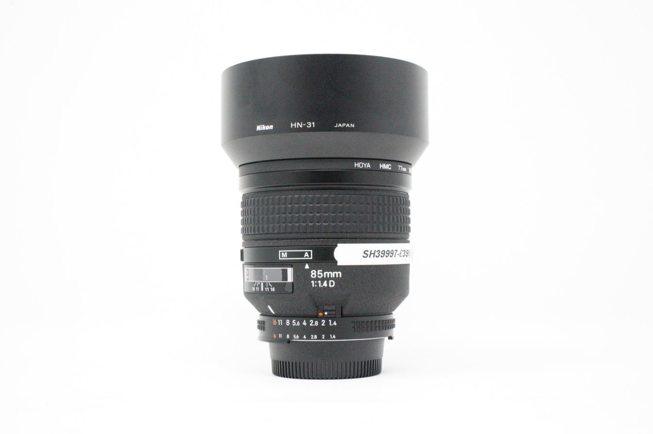 Used Nikon AF DC-Nikkor 135mm F2D Portrait lens