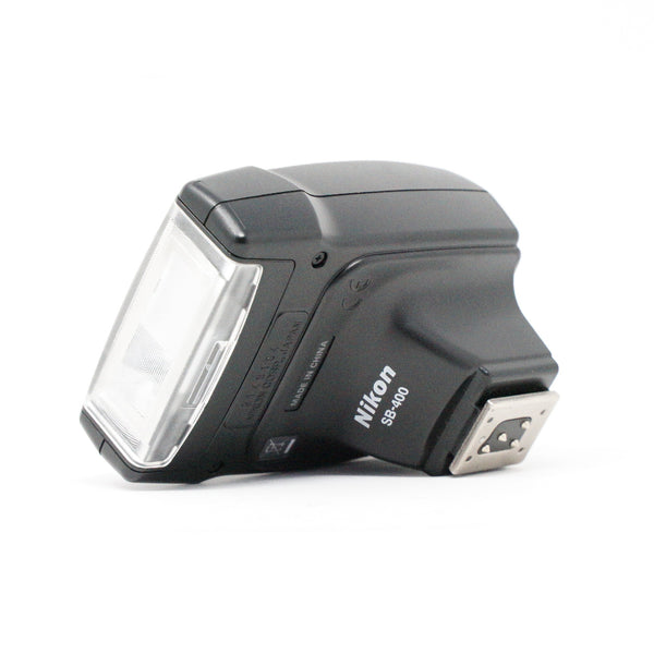 Used Nikon SB-400 Speedlight flash (Case SH39995)