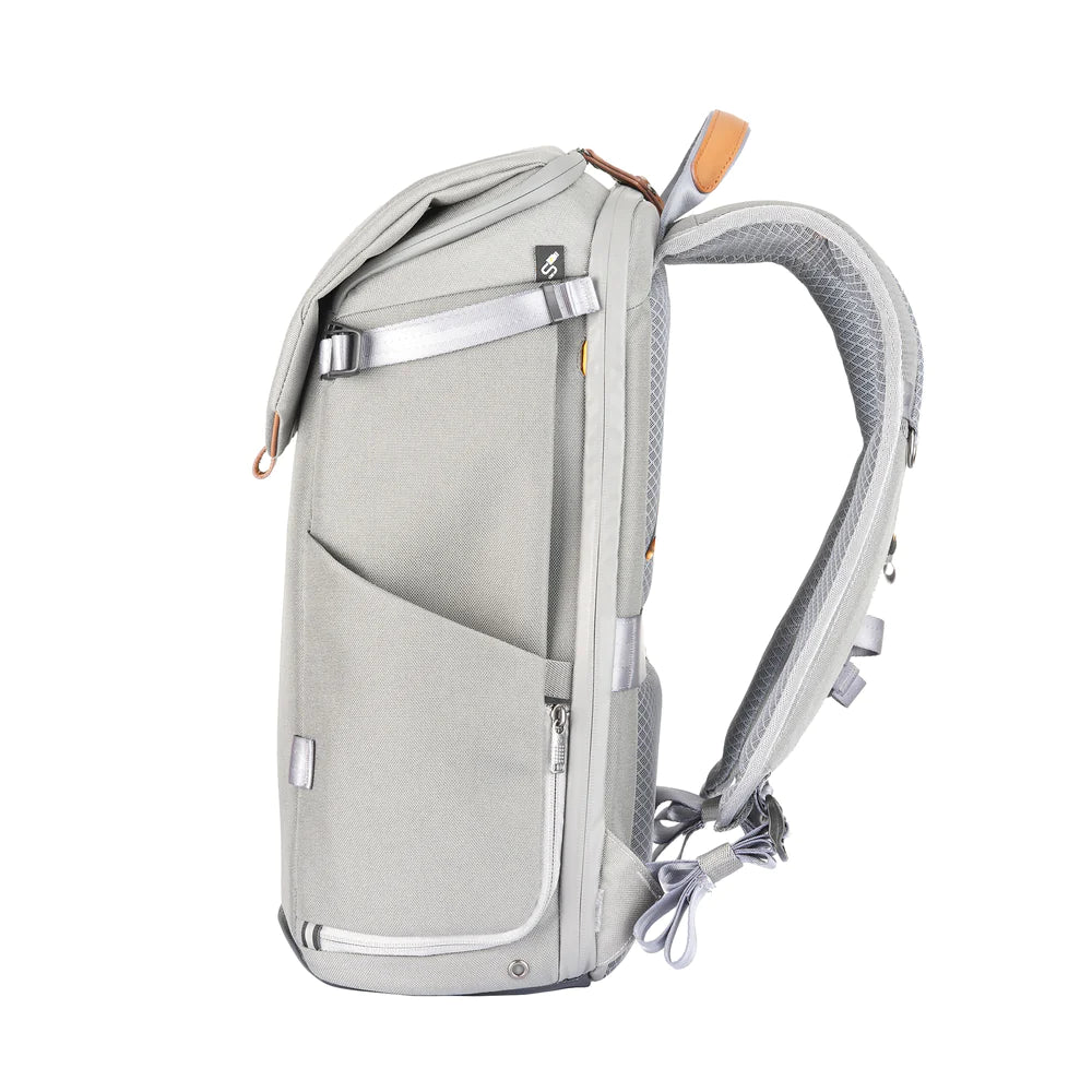 Vanguard VEO City B46 Grey Backpack - 21 Litre