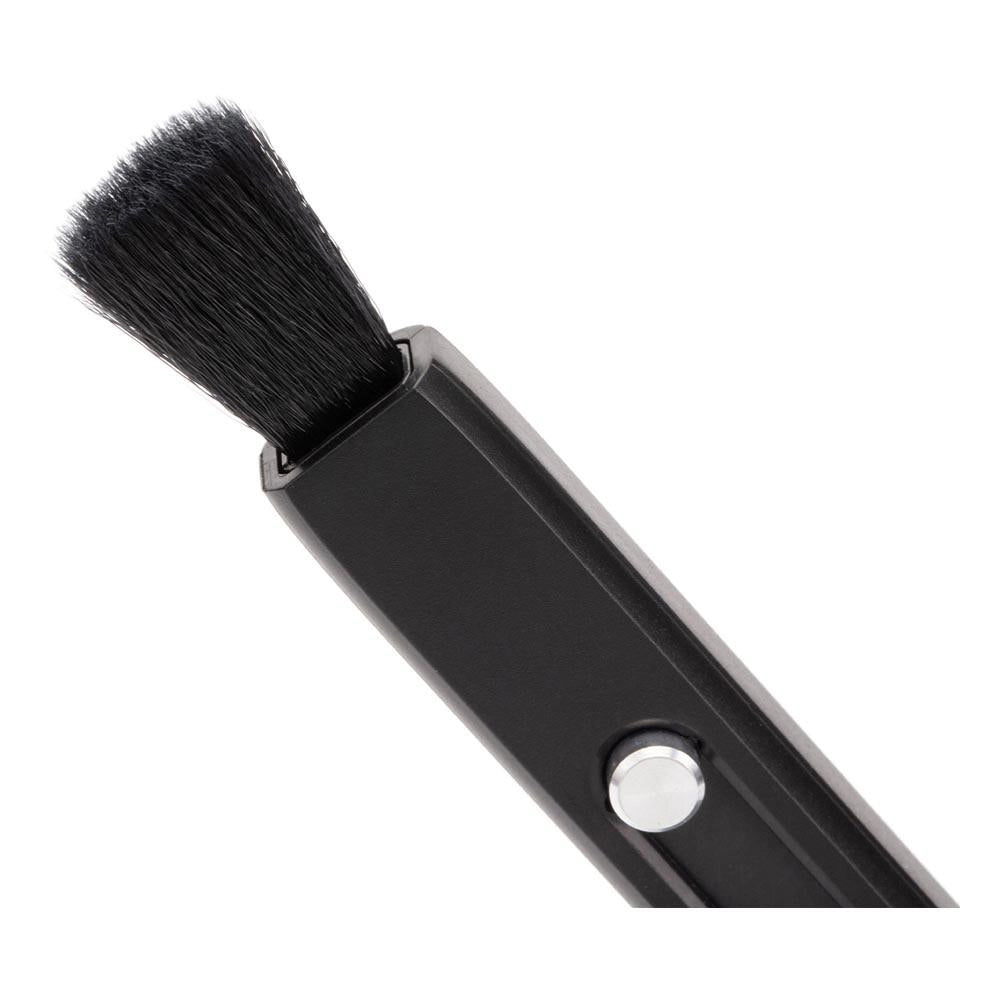 VSGO Lens Cleaning Pen close up of brush tip