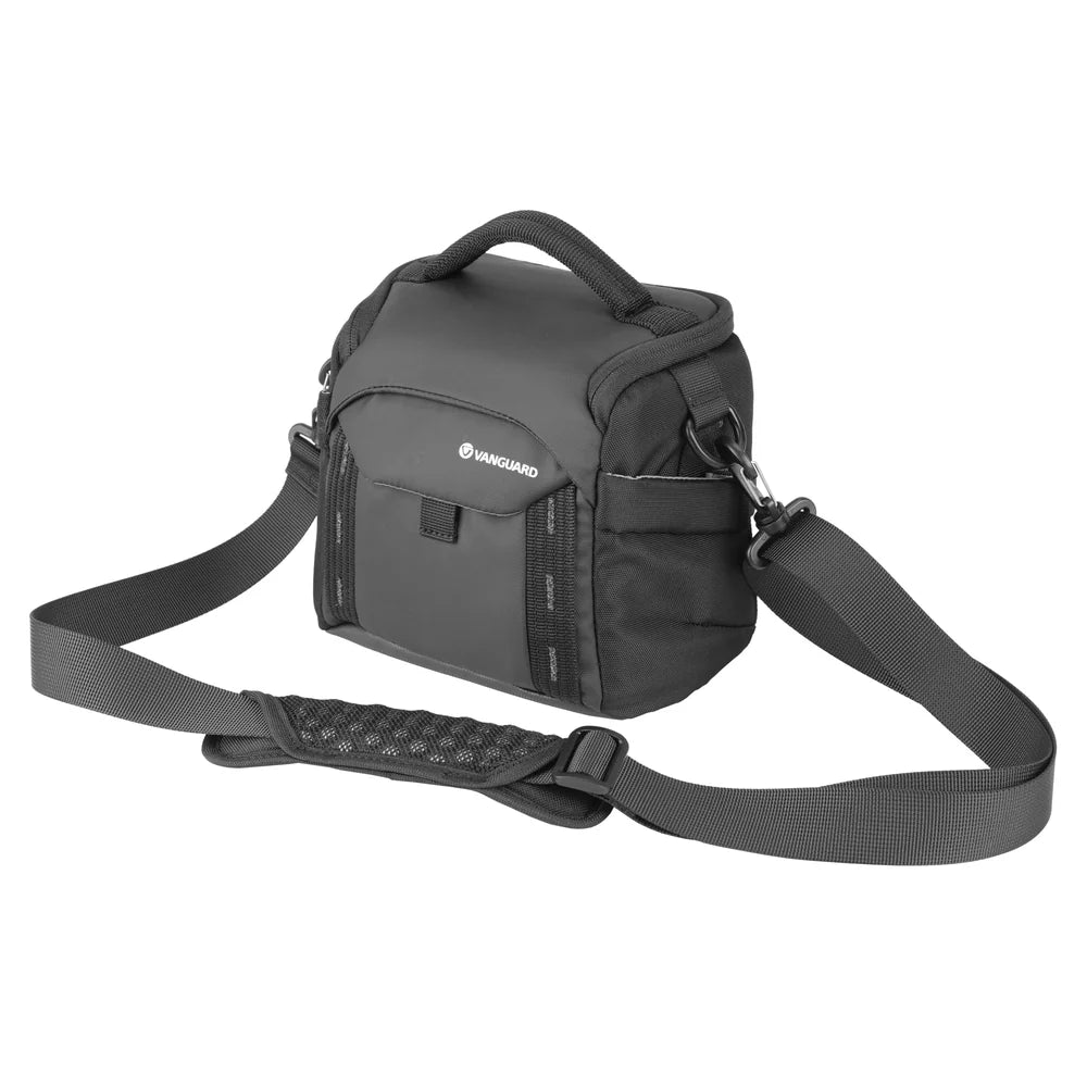 Vanguard VEO Adaptor 15M BK 3 Litre Shoulder Bag - Black