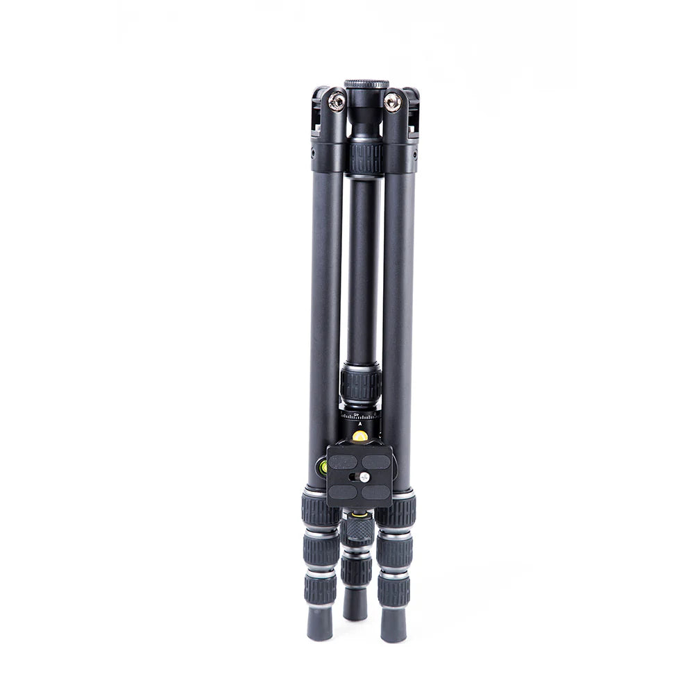 Vanguard VESTA TB 204AB Aluminium Travel Tripod with Twist Locks