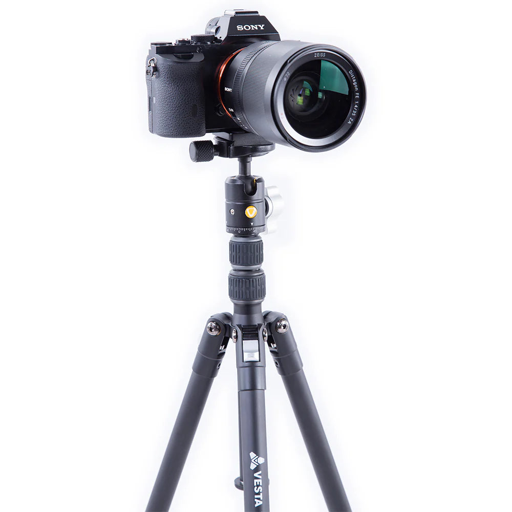 Vanguard VESTA TB 204AB Aluminium Travel Tripod with Twist Locks