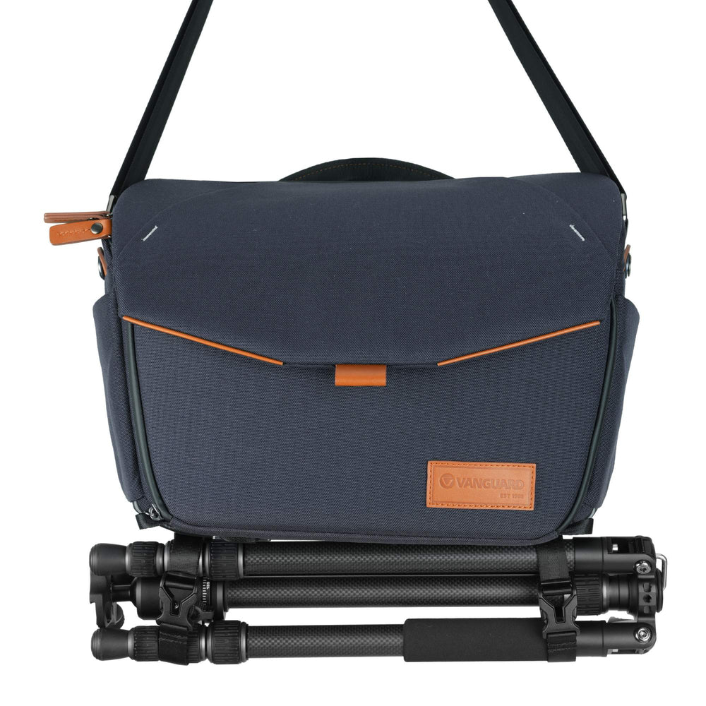 Vanguard VEO City S36 Navy Shoulder Bag - 10 Litre