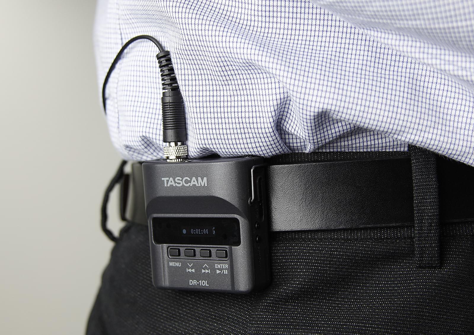 Tascam DR-10L Digital Audio Recorder with Lavalier Microphone - Black
