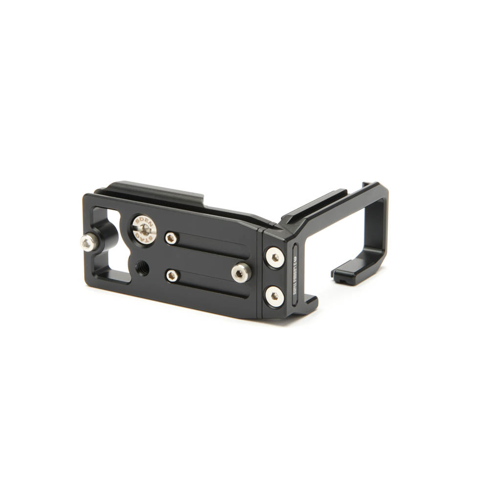 Product Image of 3 legged thing OLLIE-B 90mm Arca L Bracket Darkness/Blk for OM System OM-2