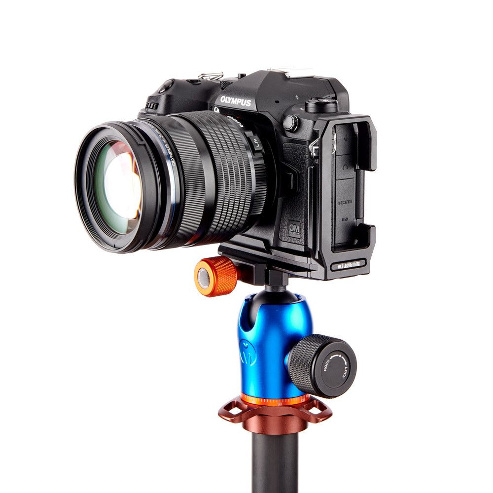 Product Image of 3 legged thing OLLIE-B 90mm Arca L Bracket Darkness/Blk for OM System OM-7