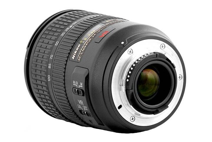 Nikon 24-120mm f4 G AF-S NIKKOR ED VR Lens - Split from kit