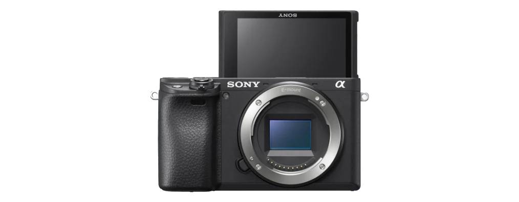 Sony Alpha 6400 Mirrorless Digital Camera with 18-135mm Lens