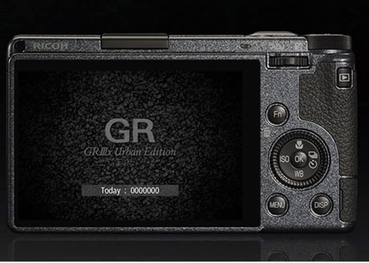 Ricoh GR IIIx Urban Edition Digital Compact Camera 24MP APS-C CMOS Sensor, 40mm F2.8 GR lens (in the 35mm format)