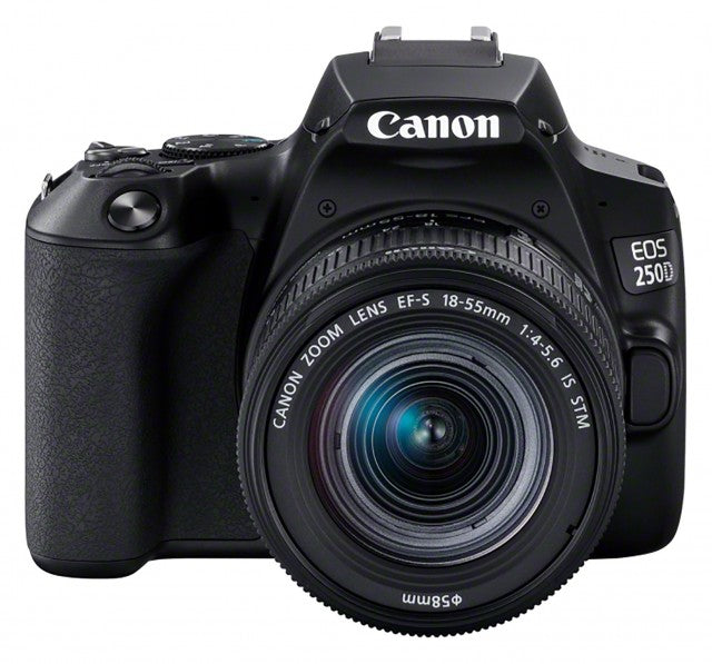 Canon EOS 250D Digital SLR Camera with 18-55mm IS STM Lens - Product Photo 2 - Black Version - Front view of the camera with the lens attached