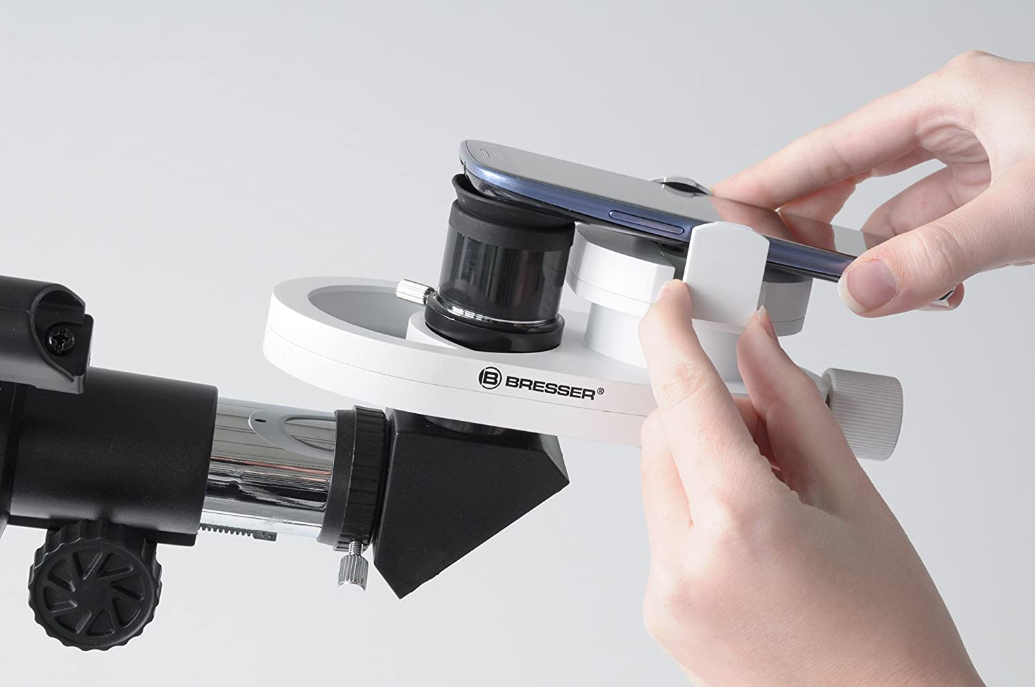 Bresser Universal Smartphone adapter for spotting scope, microscope or telescope