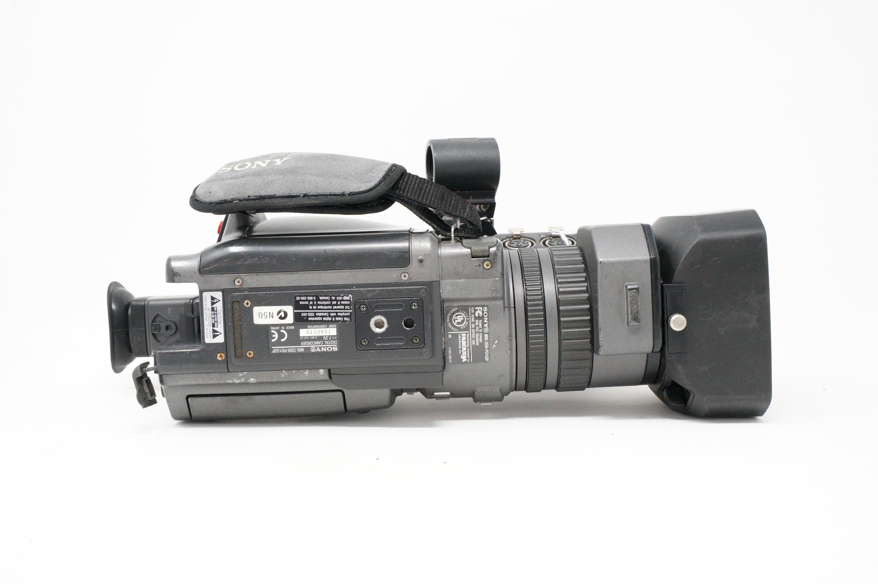 Used Sony DSR-PD150P camcorder + charger (Needs repair)(SH38625)