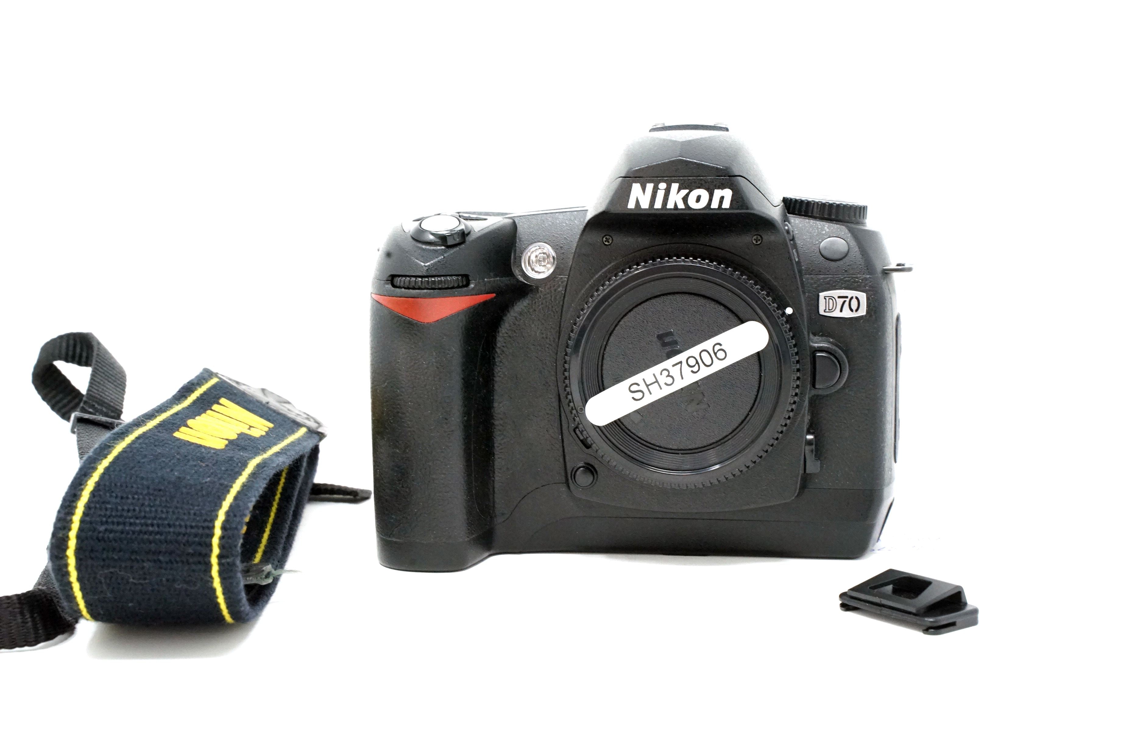 Product Image of Used Nikon D70 Digital SLR camera + CF-D70 Nikon case (Boxed SH37906)