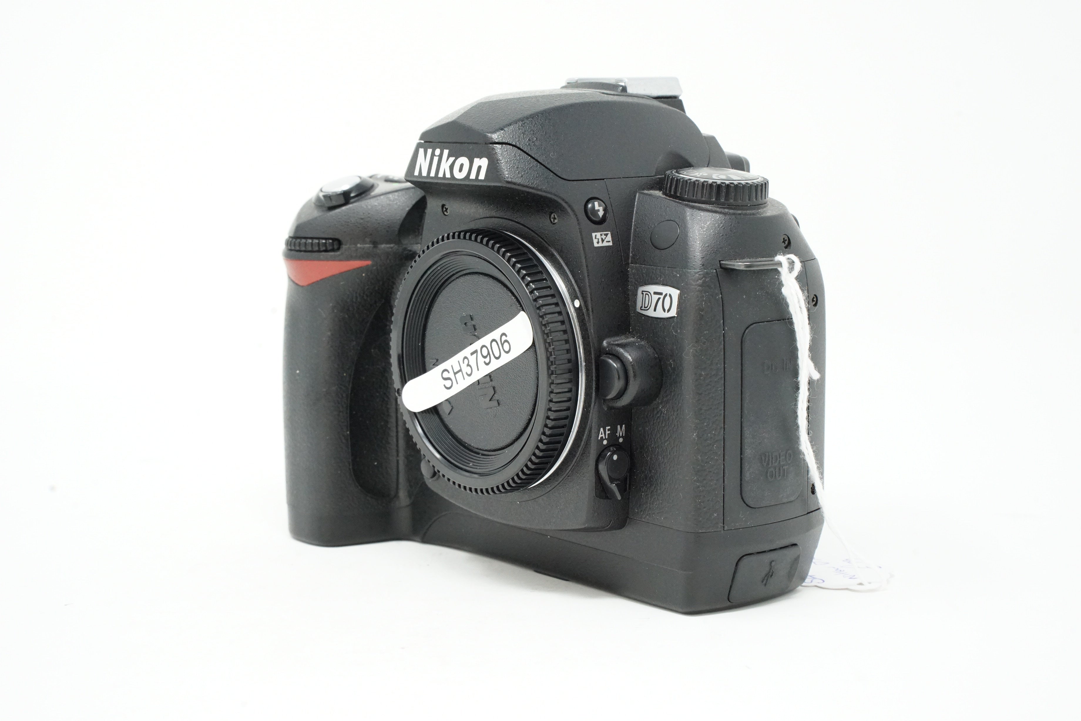 Used Nikon D70 Digital SLR camera + CF-D70 Nikon case (Boxed SH37906)