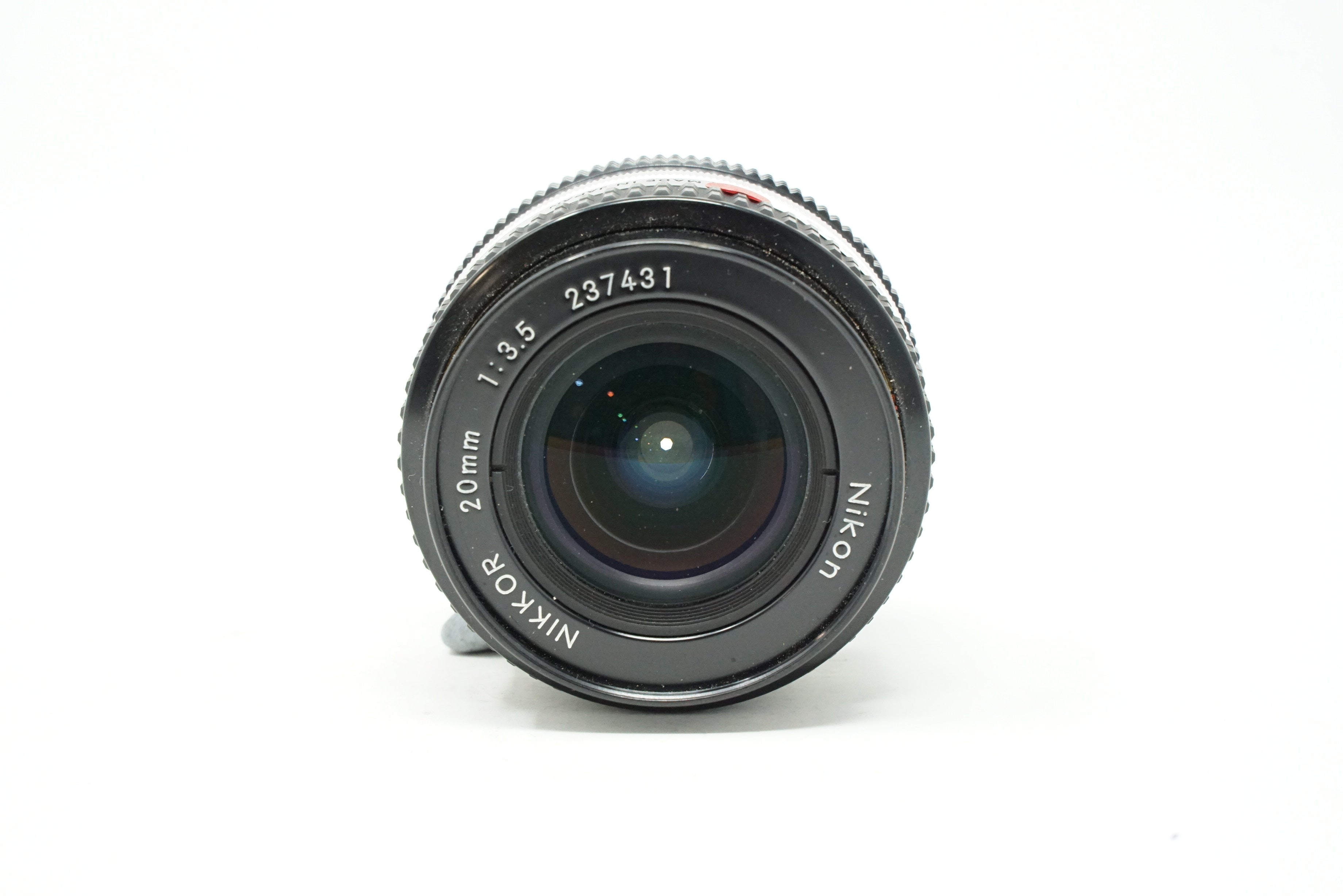 Used Nikon Nikkor 20mm F3.5 AiS wide angle lens + hood (SH38264)