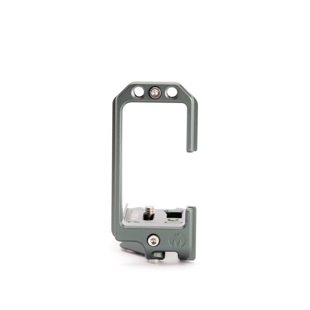 Product Image of 3 Legged Thing ROXIE L Bracket - Copper - Dedicated L Bracket for Canon R5/R8