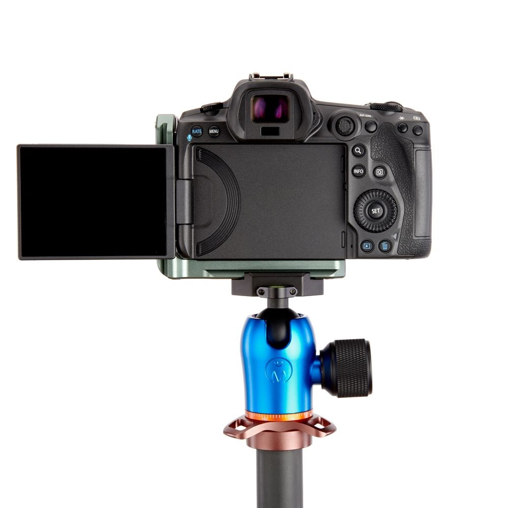 Product Image of 3 Legged Thing ROXIE L Bracket - Copper - Dedicated L Bracket for Canon R5/R11