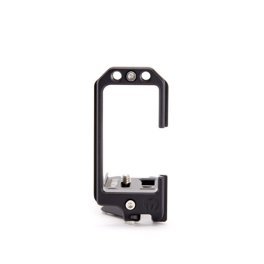 Product Image of 3 Legged Thing Roxie Dedicated L-Bracket for Mirrorless Cameras - Arca Swiss Compatible Magnesium Alloy L-Bracket (Darkness) Toggle sidebar
