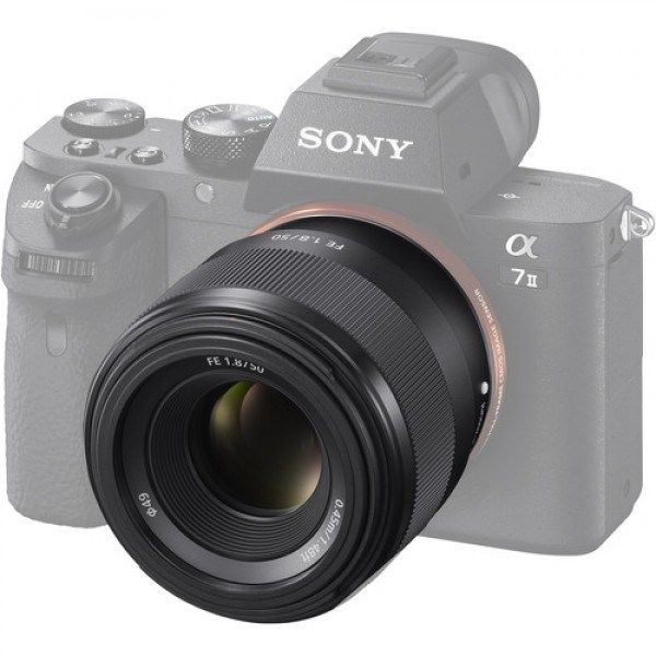 Sony FE 50mm f1.8 Prime Lens - Product Photo 5 - Front view of the lens attached to the camera body